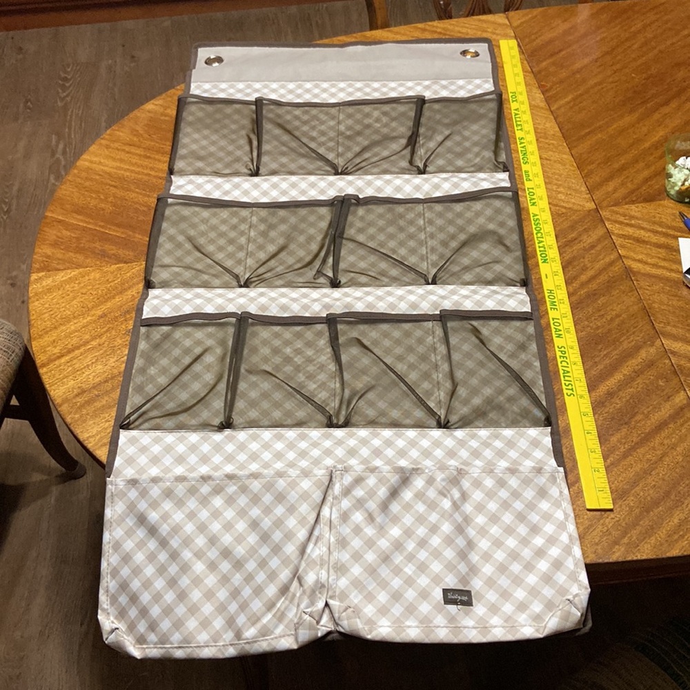Thirty-one storage hanger - Picture 3 of 7